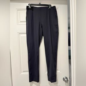 Aday Turn It Around Navy in Medium